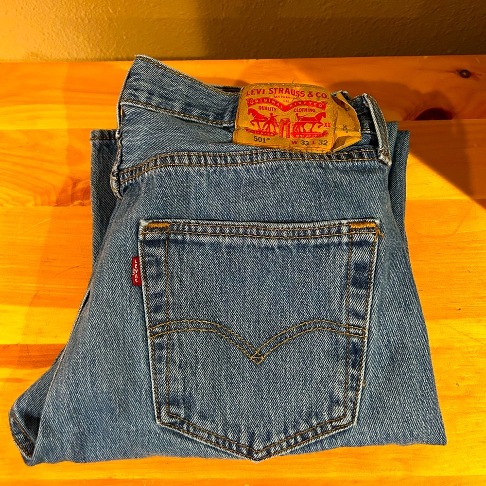 Men’s Levi jeans 501, size 33x32